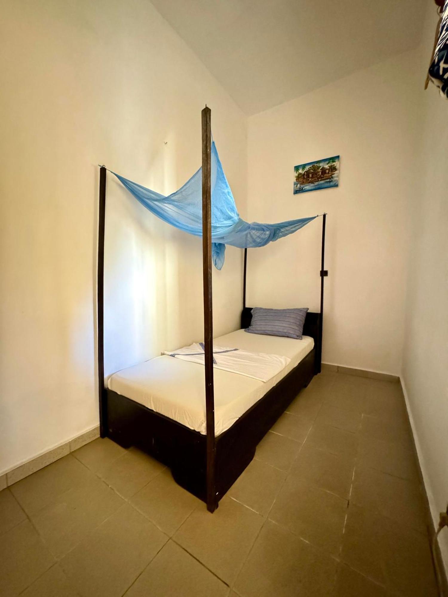Guesthouse Cocotiers Cotonou Exterior foto